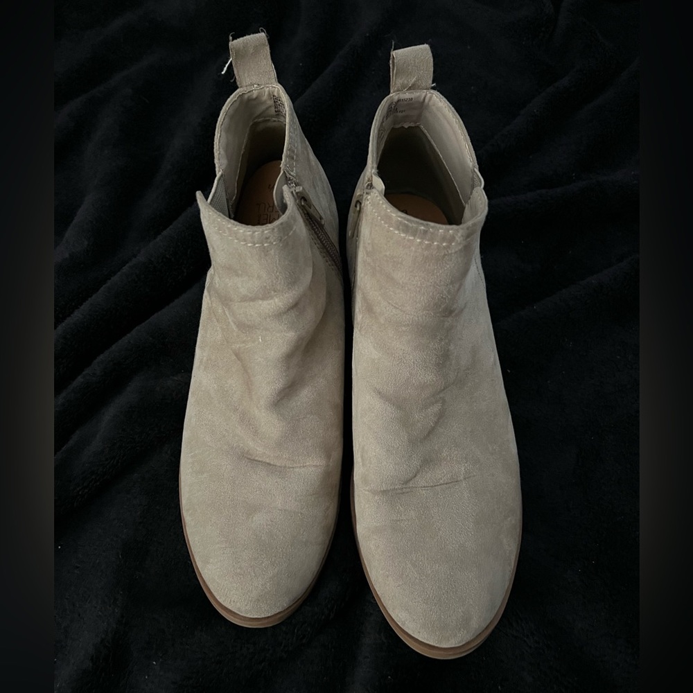 Time and tru size:8.5